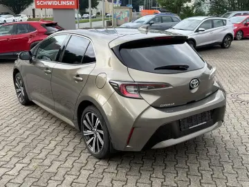TOYOTA Corolla 1.8 16V Hybrid