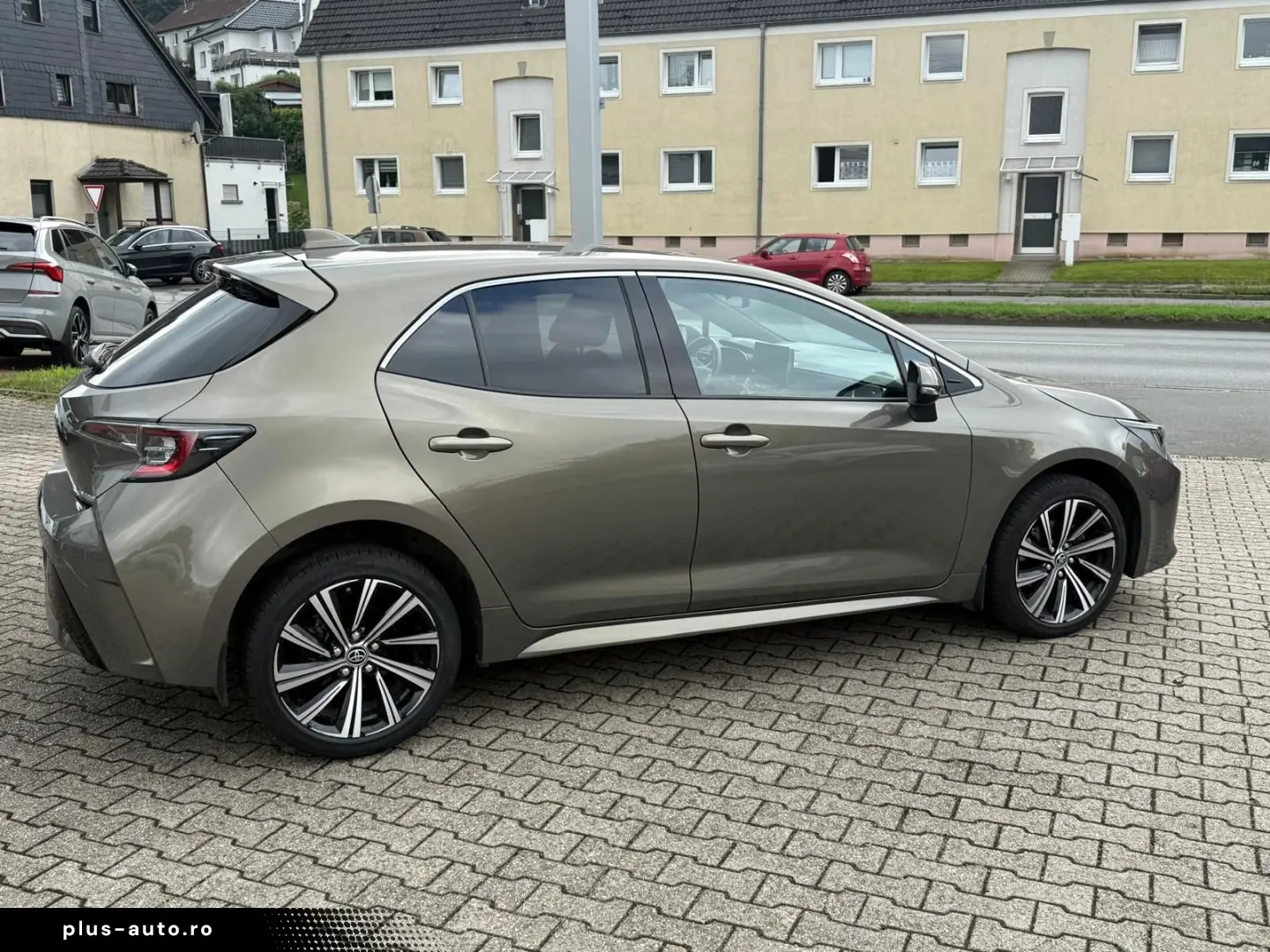 TOYOTA Corolla 1.8 16V Hybrid