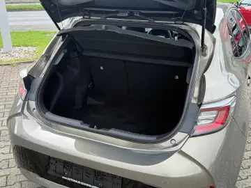 TOYOTA Corolla 1.8 16V Hybrid