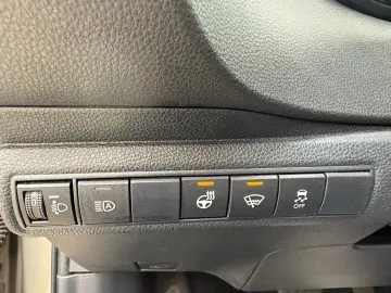 TOYOTA Corolla 1.8 16V Hybrid