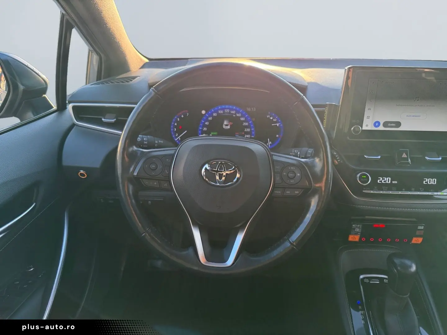 TOYOTA Corolla 1.8 Hybrid Team D TAXI Umbau  LED ACC CA