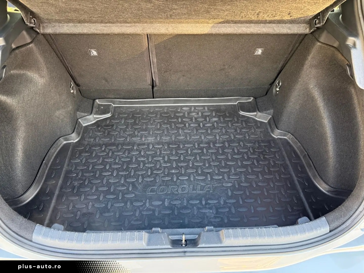 TOYOTA Corolla 1.8 Hybrid Team D TAXI Umbau  LED ACC CA