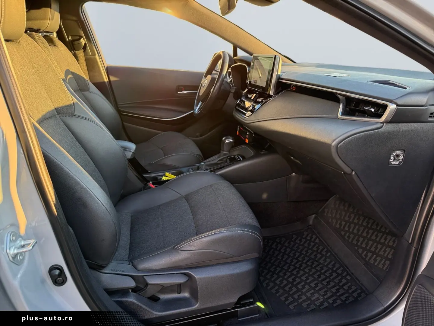 TOYOTA Corolla 1.8 Hybrid Team D TAXI Umbau  LED ACC CA