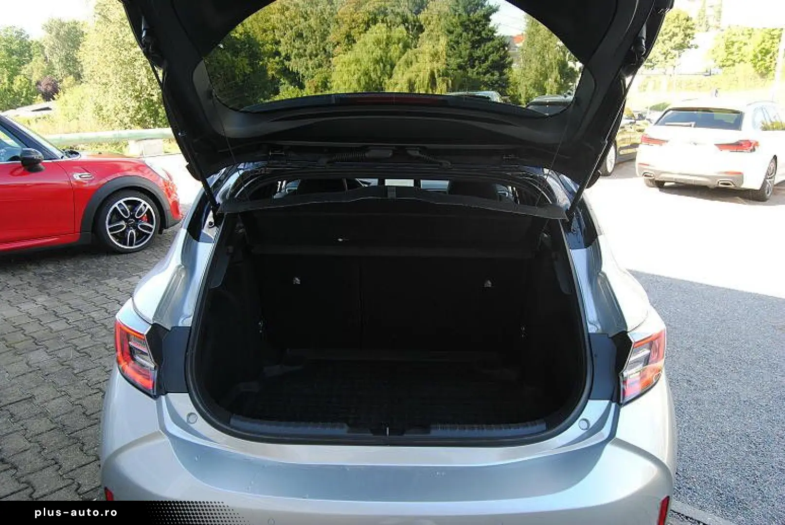 TOYOTA Corolla 1 8 Hybrid Team Deutschland.Style.Kamera