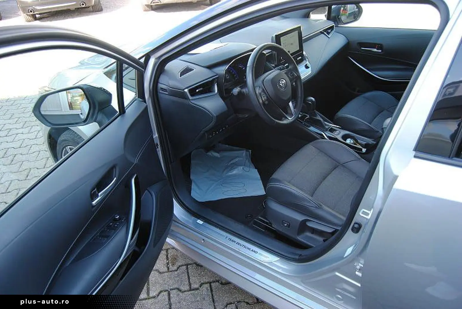 TOYOTA Corolla 1 8 Hybrid Team Deutschland.Style.Kamera