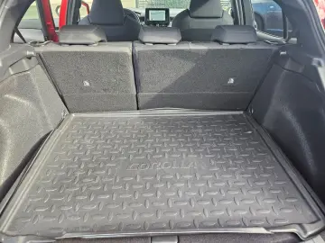 TOYOTA Corolla Hybrid Team D BI-LED Kamera Navi 135 KW