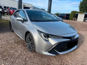 TOYOTA Corolla Hybrid Team D ACC R-KAM LED CARPLAY SHZ