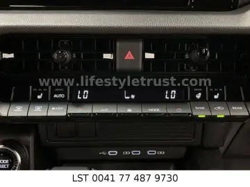 TOYOTA Land Cruiser 2.4L Hybrid