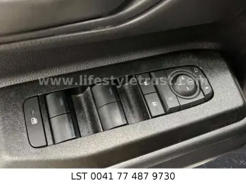 TOYOTA Land Cruiser 2.4L Hybrid