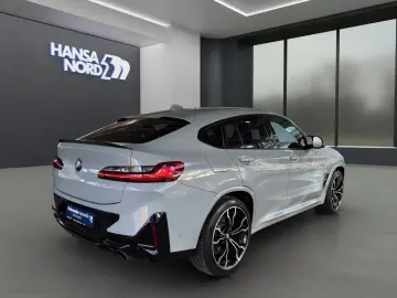 BMW X4 M xDrive Competition LASER HUD PANO H K 21