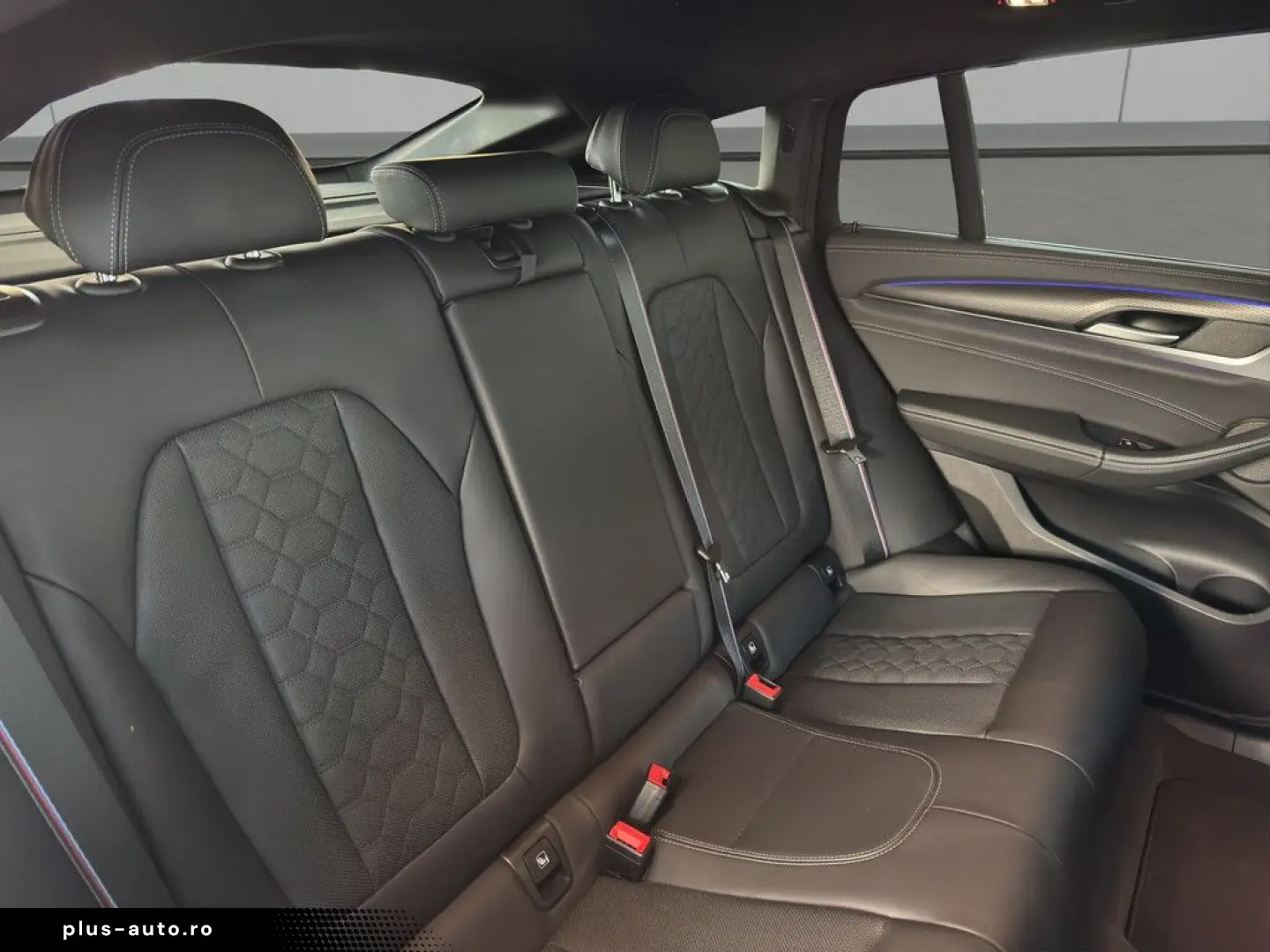 BMW X4 M xDrive Competition LASER HUD PANO H K 21