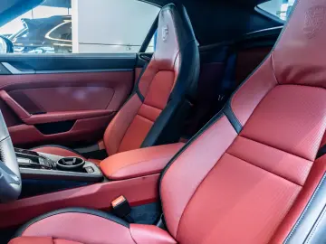 Porsche 992 911 Carrera Cabrio Sport