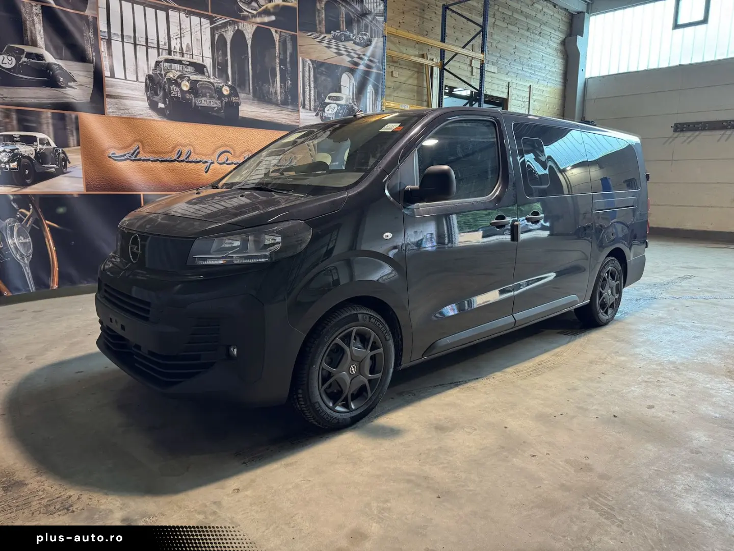 OPEL Vivaro XL Extra long 9-Sitzer Klimaautom. AHK