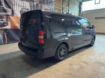 OPEL Vivaro XL Extra long 9-Sitzer Klimaautom. AHK