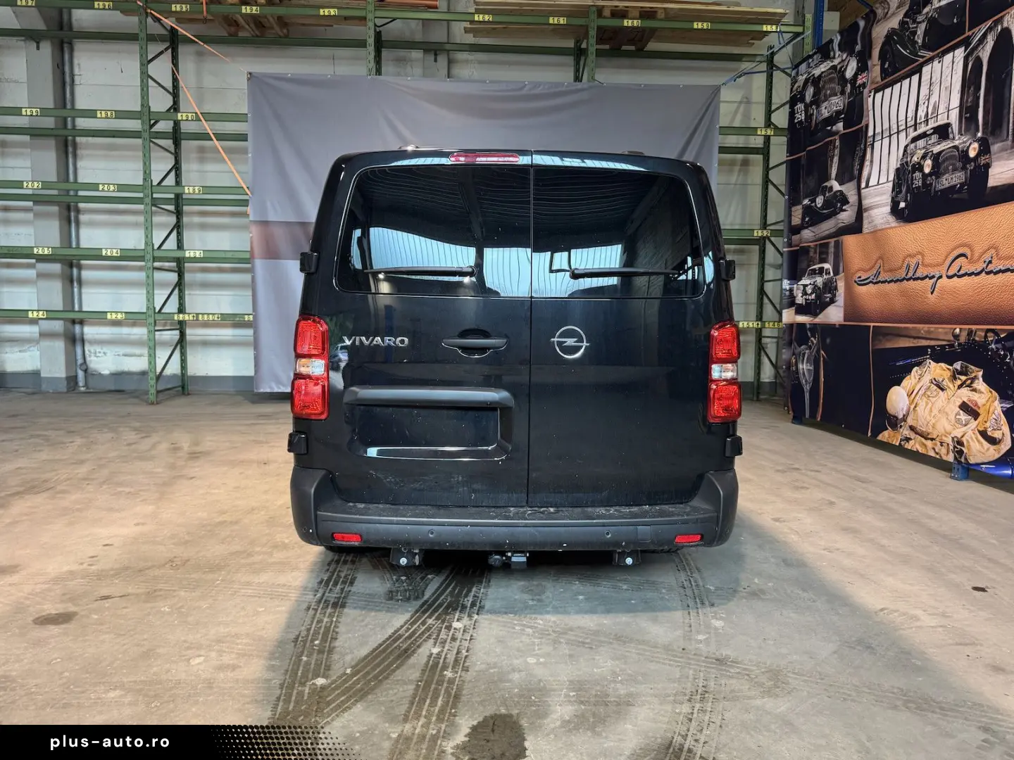 OPEL Vivaro XL Extra long 9-Sitzer Klimaautom. AHK