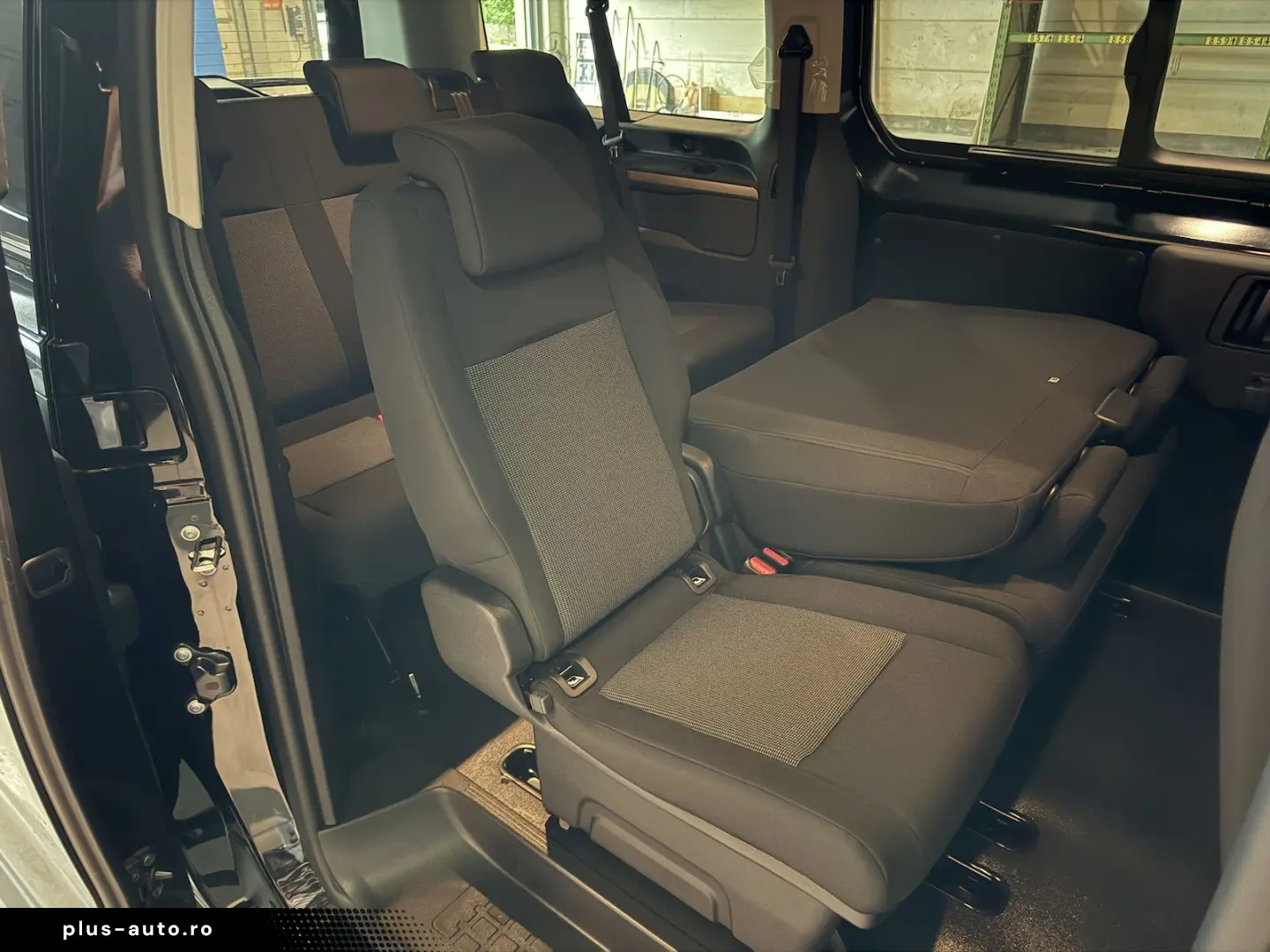 OPEL Vivaro XL Extra long 9-Sitzer Klimaautom. AHK
