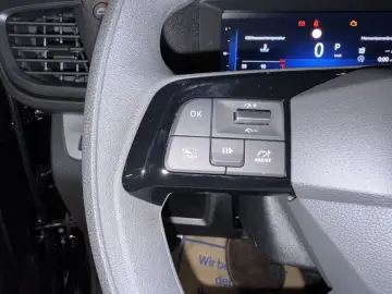 OPEL Vivaro XL Extra long 9-Sitzer Klimaautom. AHK