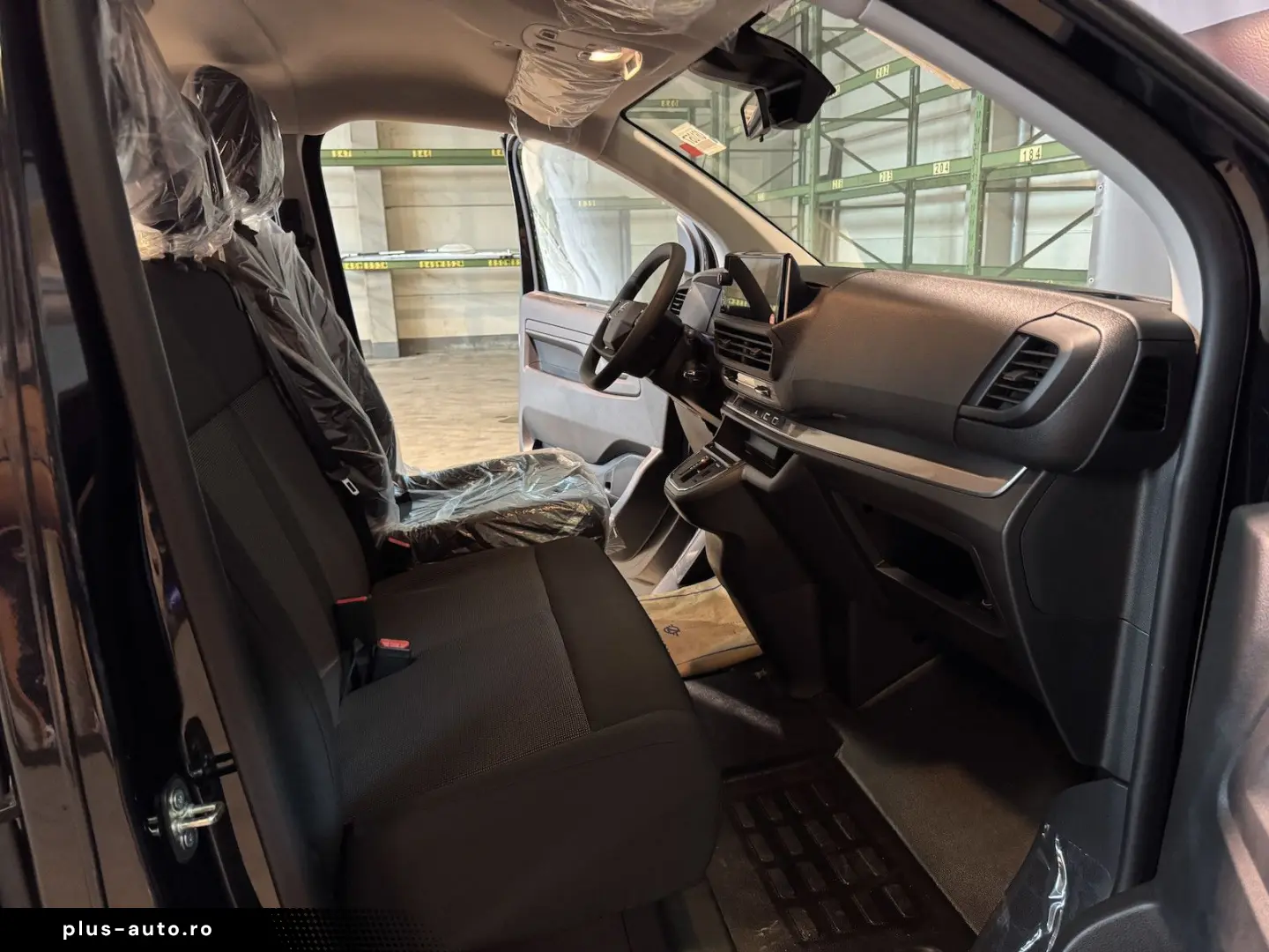 OPEL Vivaro XL Extra long 9-Sitzer Klimaautom. AHK