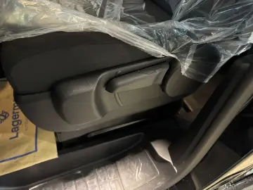 OPEL Vivaro XL Extra long 9-Sitzer Klimaautom. AHK