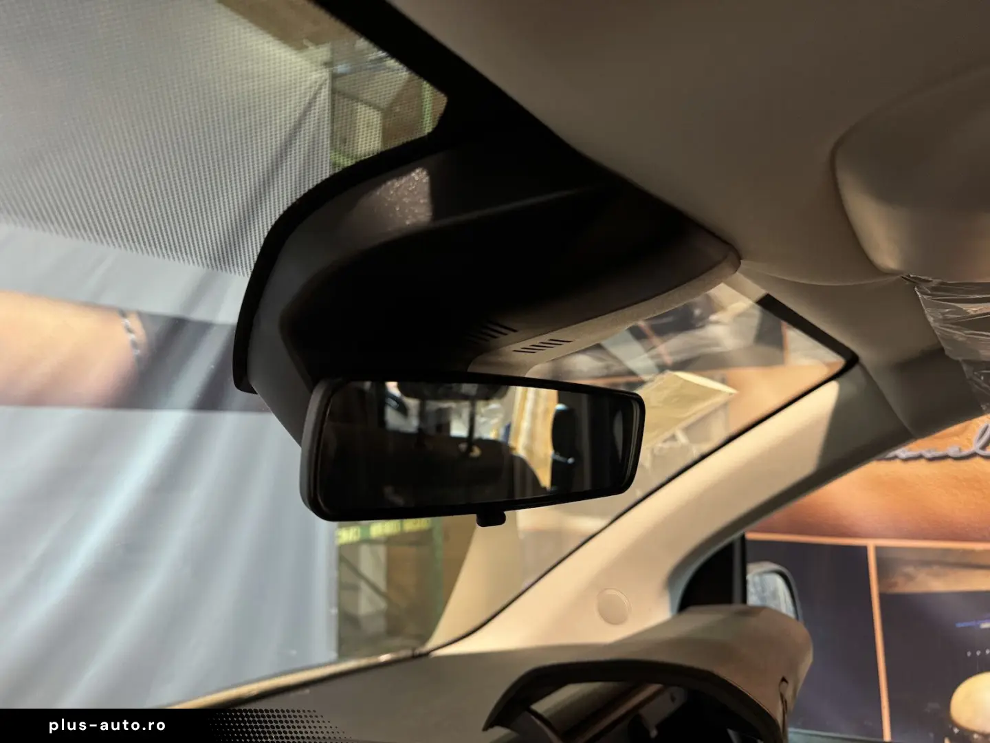 OPEL Vivaro XL Extra long 9-Sitzer Klimaautom. AHK