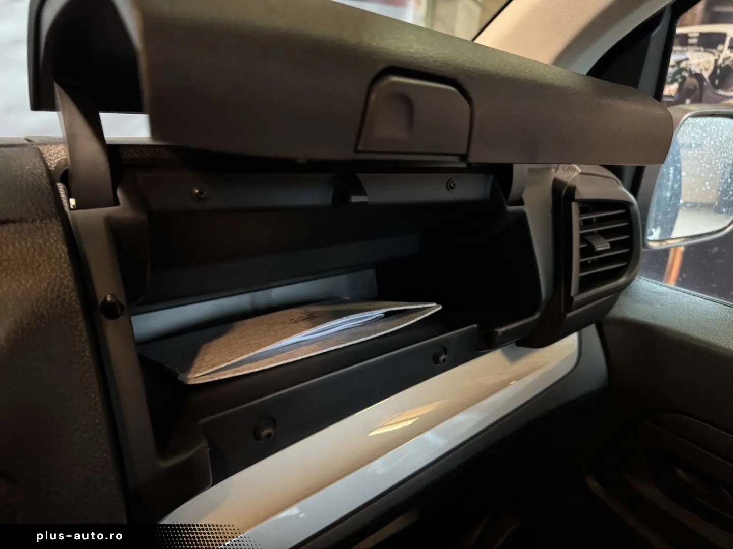 OPEL Vivaro XL Extra long 9-Sitzer Klimaautom. AHK