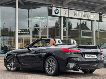 BMW Z4 s30i M Sport ACC HUD Kamera HiFi Lenkradh.