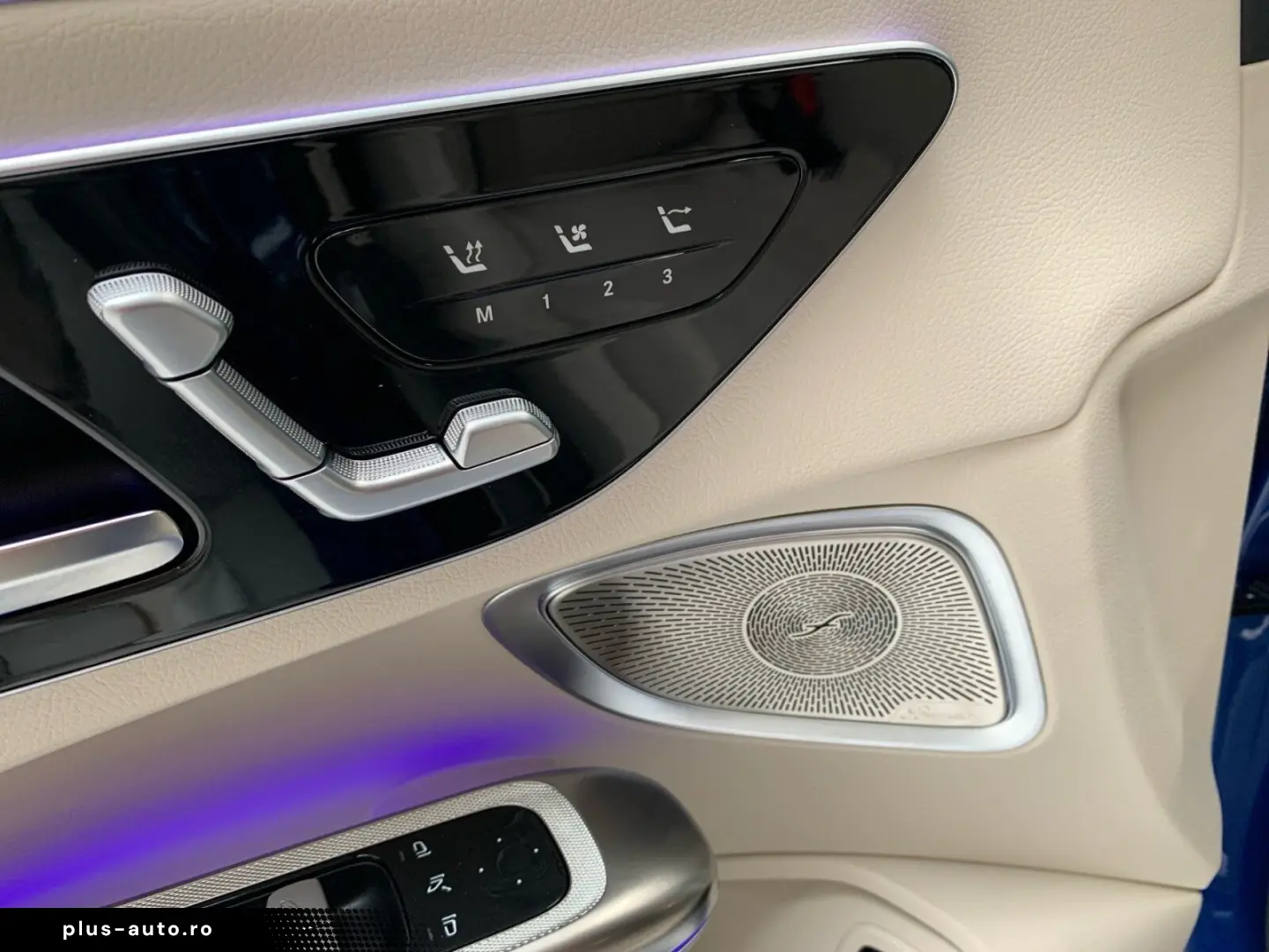 MERCEDES-BENZ AMG CLE 53 4M  Cabriolet  AHK MEMO 360