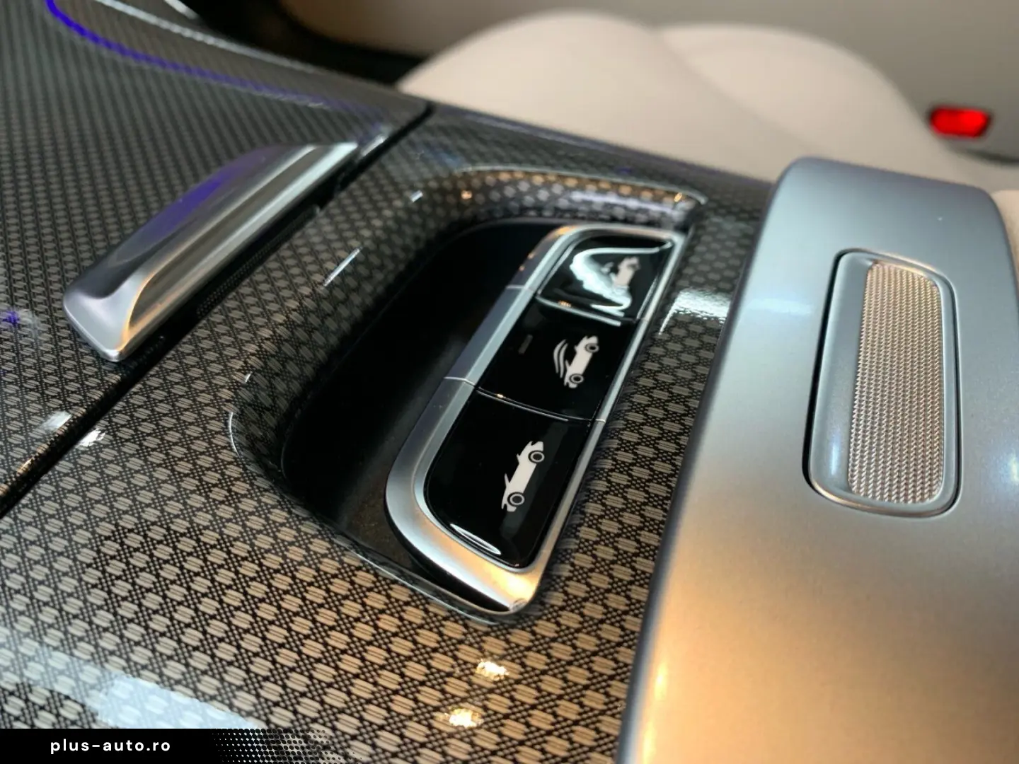 MERCEDES-BENZ AMG CLE 53 4M  Cabriolet  AHK MEMO 360