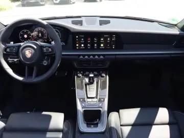 PORSCHE 992.2 Carrera Cabrio  SITZBELÜFT SPORT-ABGAS 21