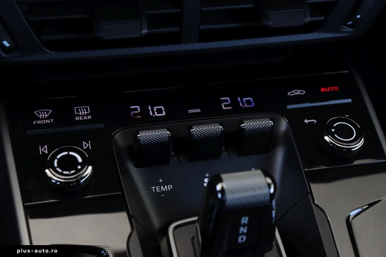 PORSCHE 992.2 Carrera Cabrio  SITZBELÜFT SPORT-ABGAS 21