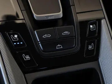 PORSCHE 992.2 Carrera Cabrio  SITZBELÜFT SPORT-ABGAS 21