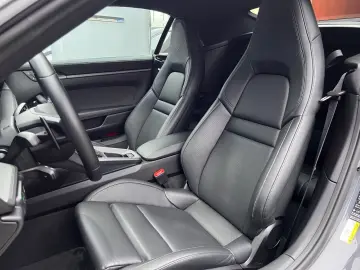 PORSCHE 992 911 Carrera S II Cabrio Neo · Sitzbelüftung