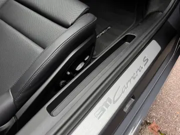 PORSCHE 992 911 Carrera S II Cabrio Neo · Sitzbelüftung