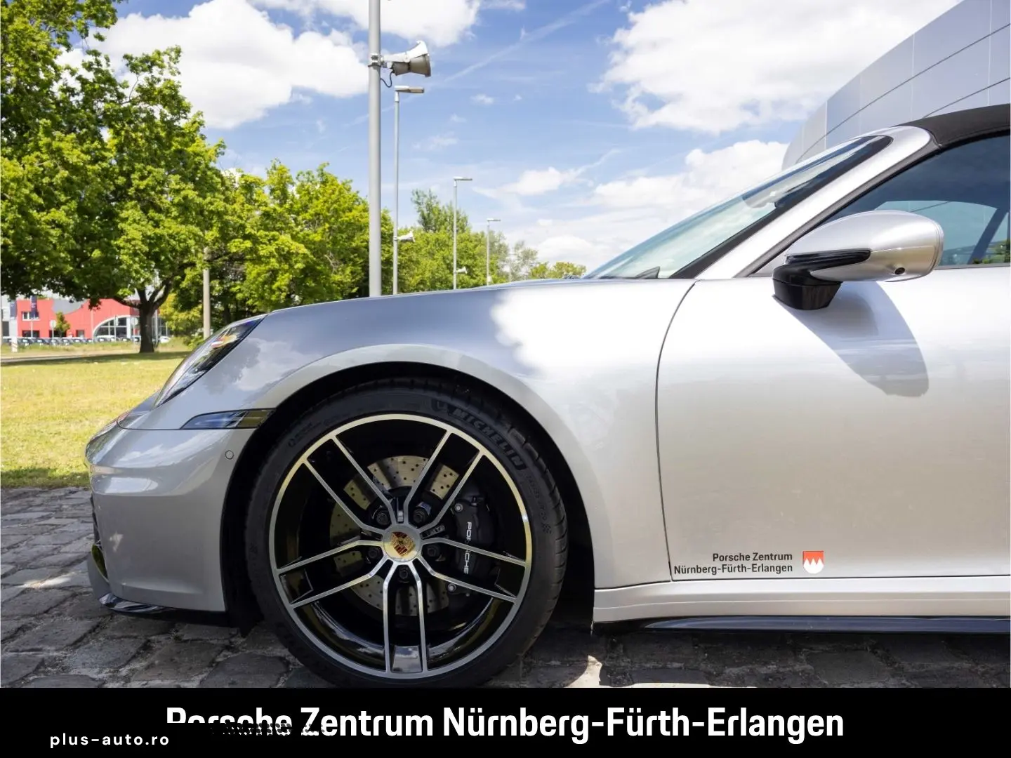 PORSCHE 992 911 Carrera Cabriolet InnoDrive HD-Matrix-LE