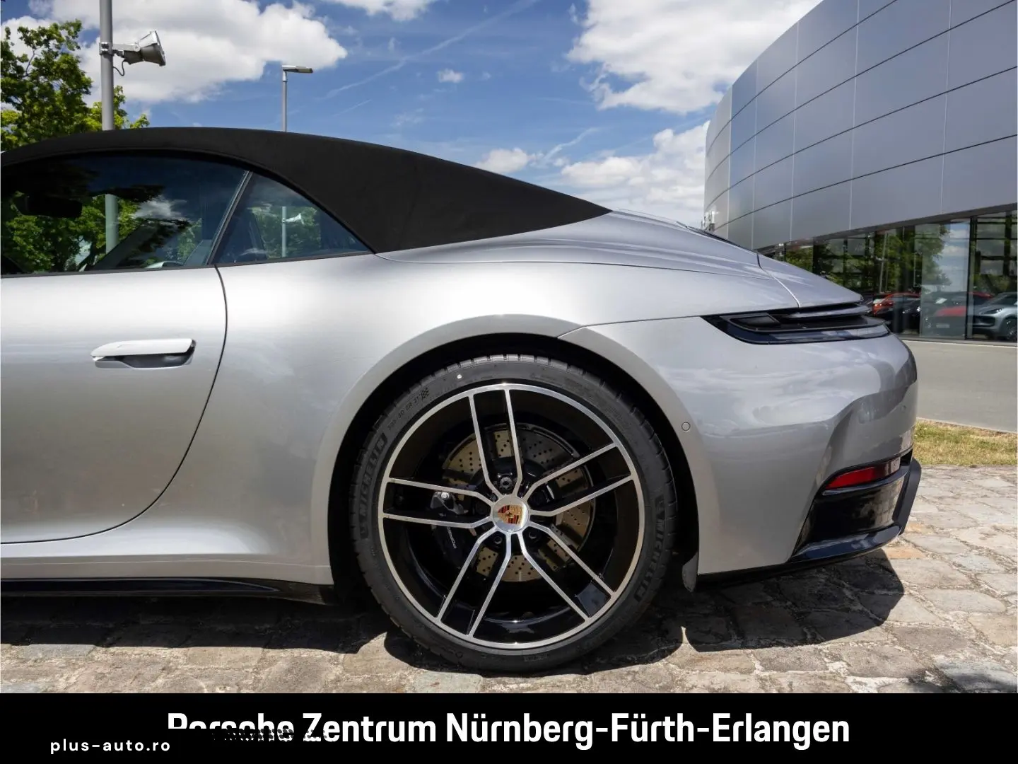 PORSCHE 992 911 Carrera Cabriolet InnoDrive HD-Matrix-LE