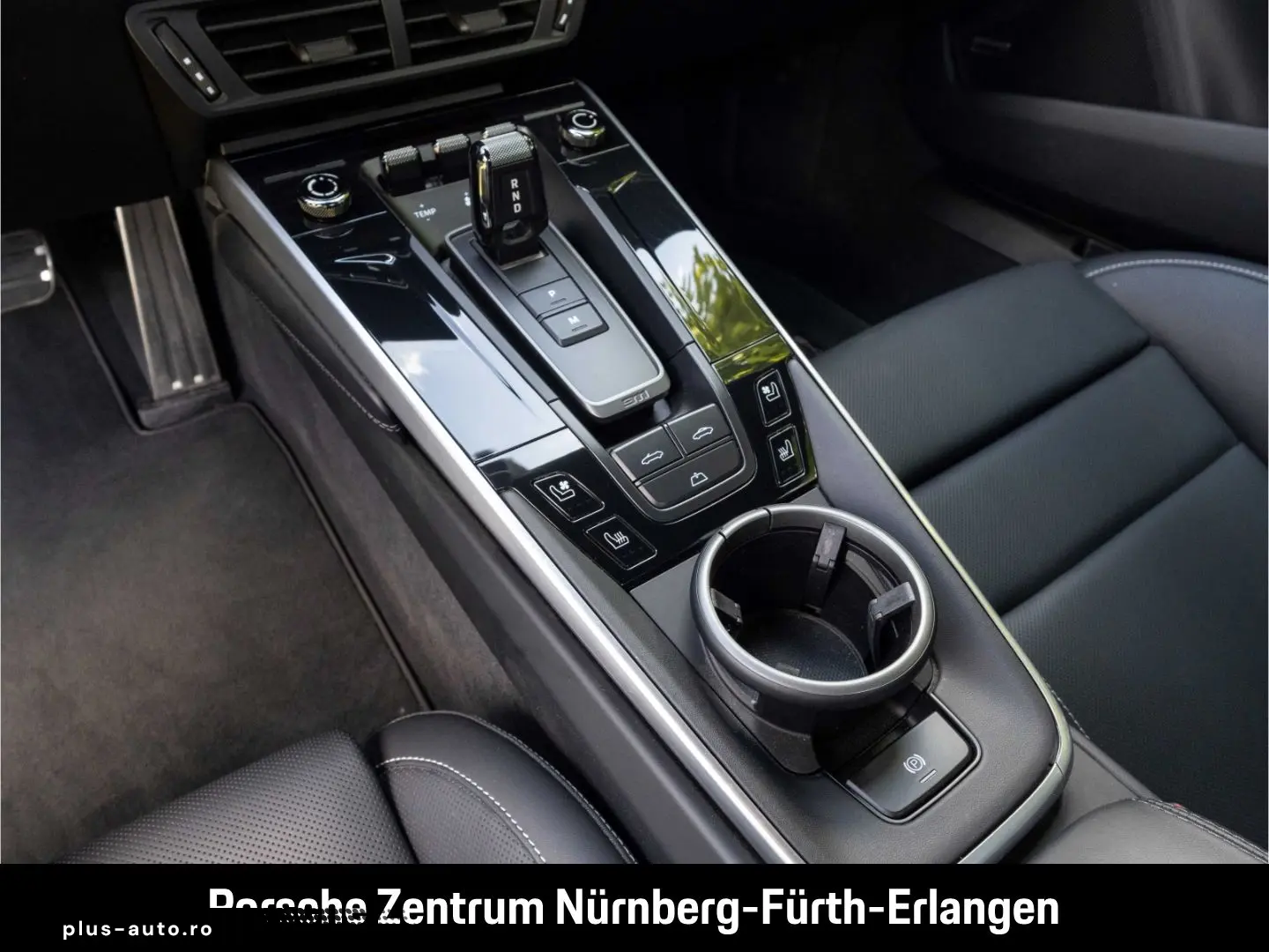 PORSCHE 992 911 Carrera Cabriolet InnoDrive HD-Matrix-LE