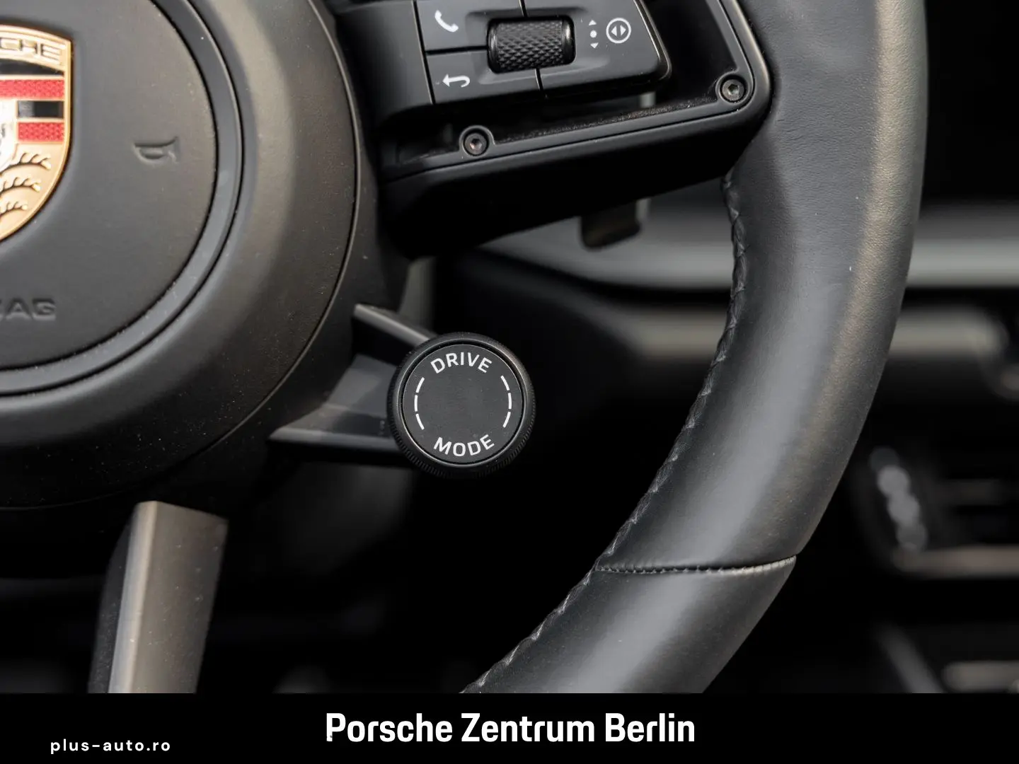 PORSCHE 992 911 Carrera S Cabrio HA-Lenkung InnoDrive