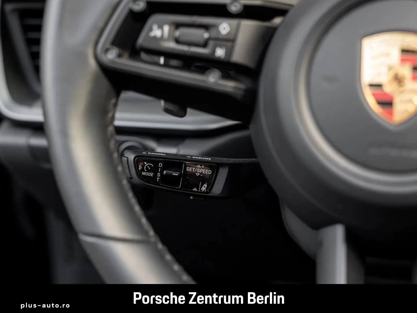 PORSCHE 992 911 Carrera S Cabrio HA-Lenkung InnoDrive