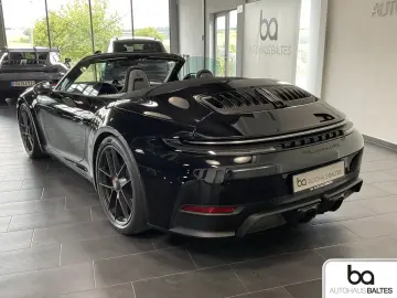 PORSCHE 911 Carrera GTS Lift Matrix 360  Inno Bose SpoSi