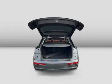 AUDI Q5 40TDI advanced qu S-trc Standh AHK Cam ACC