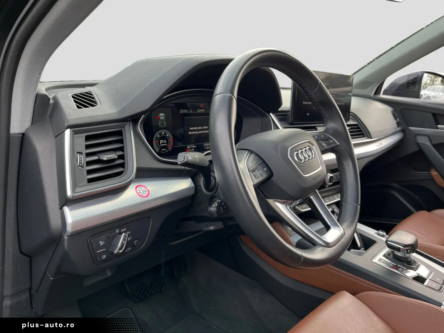 AUDI Q5 40TDI advanced qu S-trc Standh AHK Cam ACC