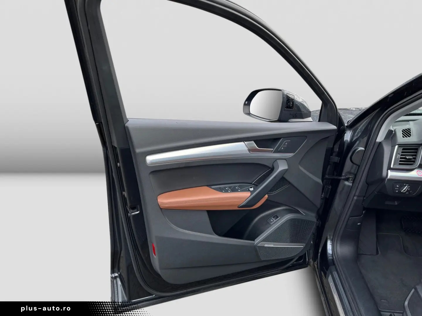 AUDI Q5 40TDI advanced qu S-trc Standh AHK Cam ACC