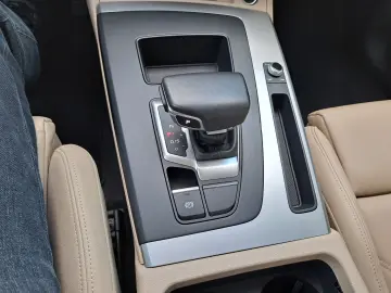 AUDI Q5 40 TDI quattro advanced Virtual