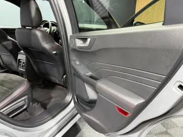 FORD Kuga 2.5 Duratec PHEV ST-LINE X