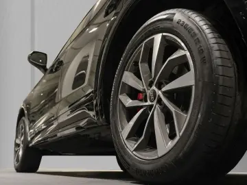 AUDI Q5 40 TDI S line Navi StandHzg Leder Kamera