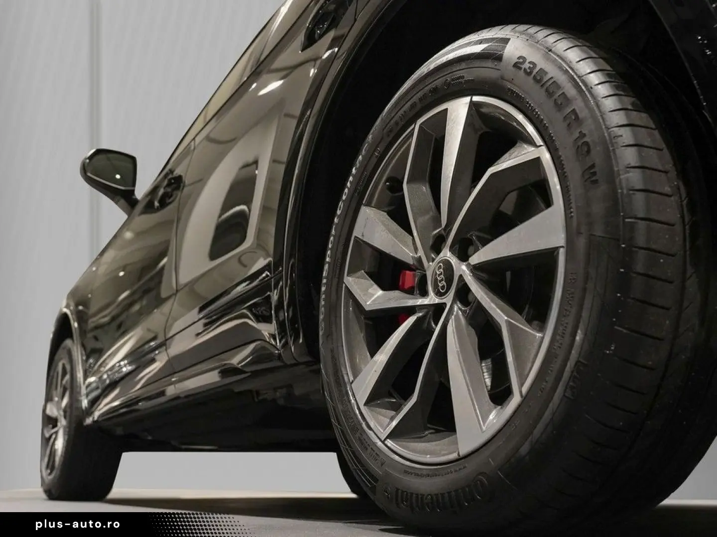 AUDI Q5 40 TDI S line Navi StandHzg Leder Kamera