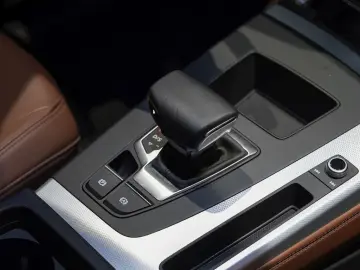 AUDI Q5 40 TDI S line Navi StandHzg Leder Kamera