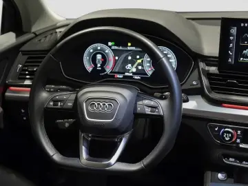 AUDI Q5 40 TDI S line Navi StandHzg Leder Kamera