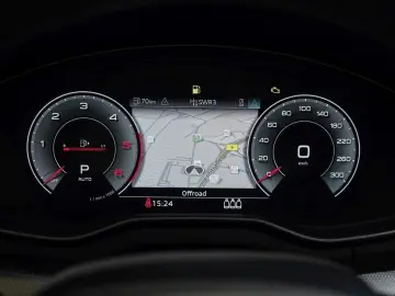 AUDI Q5 40 TDI S line Navi StandHzg Leder Kamera