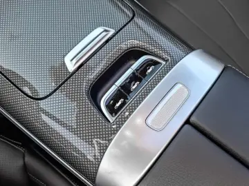 MERCEDES-BENZ CLE 300 4M Cabriolet AMG BURM PREMIUM MEMO 360